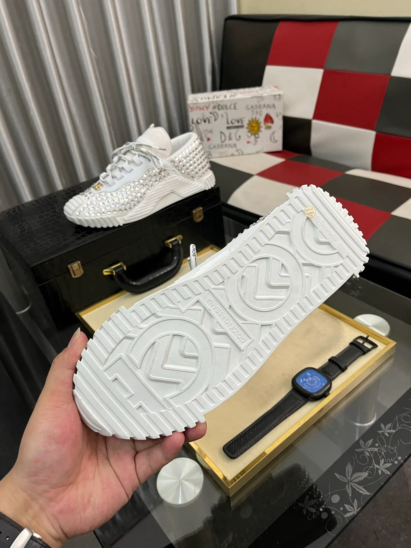 Men's men's shoes 💰: 500⌚️⌚️【DG～】couple casual shoes 2025z cabinet sales simultaneously 🔶Size: 36-44 #️⃣ 🔷2 colors🔜The upper is made of multi-material splicing➕Mesh lining, comfortable and breathable, sole: original comfortable and wear-resistant outsole, ⚠️real thing📱photographed🎬real thing is better📢📢📢
